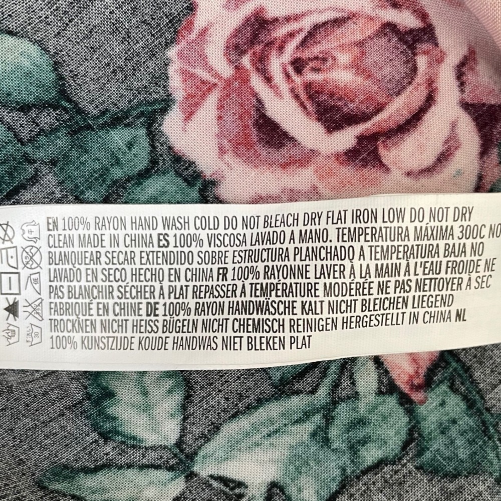 Forever 21 Black Floral Rose Print V-Neck Smocked Waist Maxi Dress S Cottagecore - Picture 14 of 14